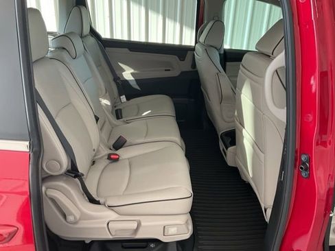 New 2026 Honda Odyssey Touring image 24