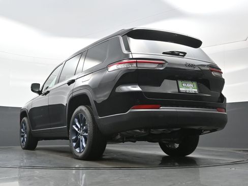 New 2026 Jeep Grand Cherokee L Limited AWD/4WD image 17