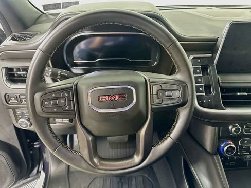 Used 2024 GMC Yukon XL AT4 w/ AT4 Premium Plus Package AWD/4WD image 15