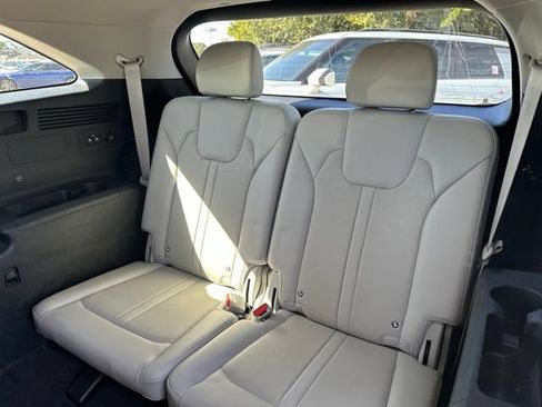 Used 2025 Kia Sorento S w/ Panoramic Sunroof Package FWD image 14