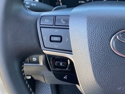 Certified 2025 Toyota Camry SE image 27