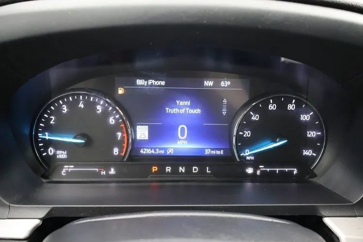Used 2023 Ford Explorer XLT w/ Equipment Group 202A AWD/4WD image 28