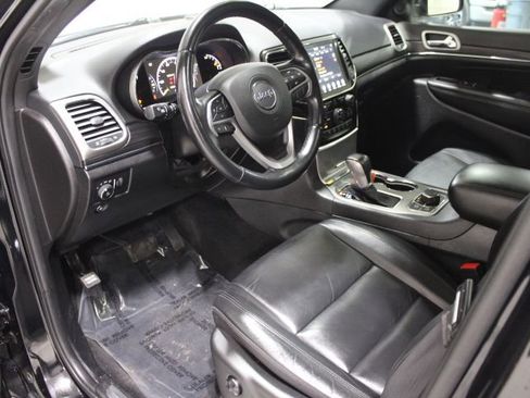 Used 2022 Jeep Grand Cherokee Limited w/ Trailer Tow Group IV image 43