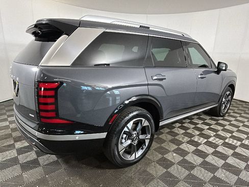 Used 2026 Hyundai Palisade Limited AWD/4WD image 3