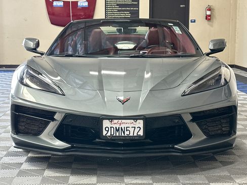 Used 2022 Chevrolet Corvette Stingray Premium Conv w/ Z51 Performance Package RWD image 9