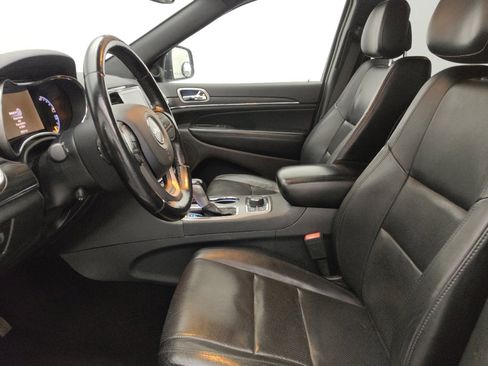 Used 2020 Jeep Grand Cherokee Limited w/ Luxury Group II image 17