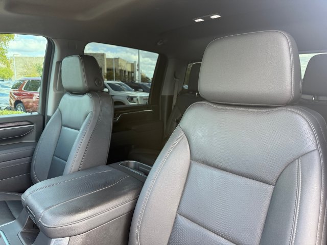 Used 2025 Chevrolet Silverado 2500 LTZ w/ Trail Boss Package AWD/4WD image 11