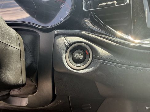 Used 2022 Dodge Durango SXT w/ Blacktop Package RWD image 18