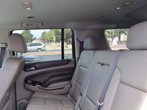 Used 2017 Chevrolet Suburban LT image 26
