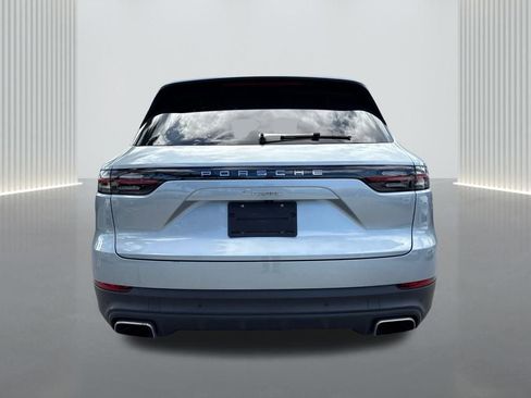 Used 2022 Porsche Cayenne image 6