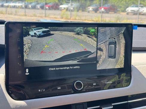 New 2025 Mitsubishi Outlander AWD image 33