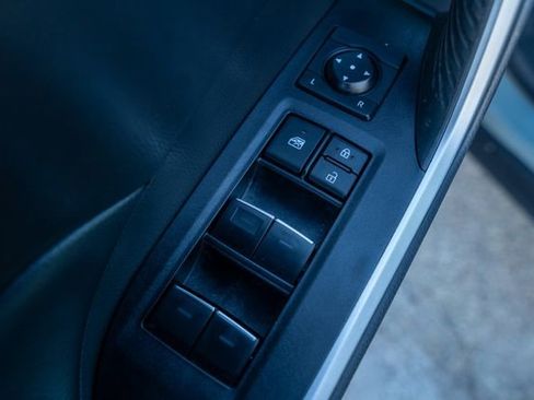 Used 2023 Toyota RAV4 XLE Premium image 25