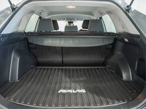 Used 2019 Toyota RAV4 LE w/ All Weather Liner Package AWD/4WD image 8
