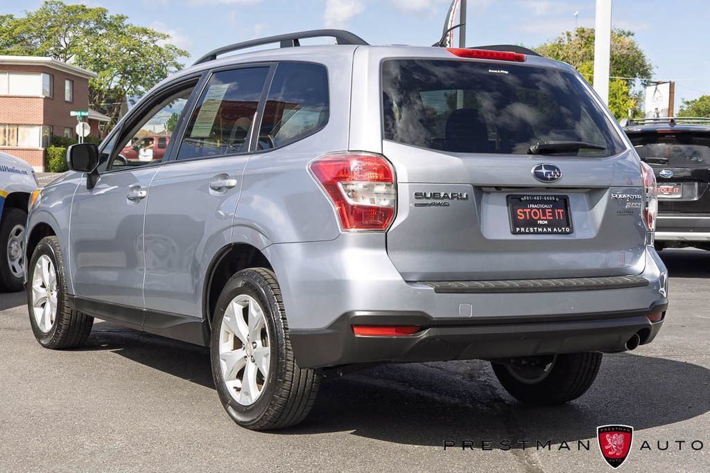Used 2015 Subaru Forester 2.5i Premium AWD/4WD image 14