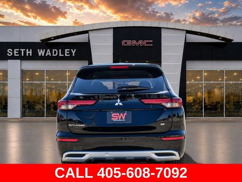 Used 2024 Mitsubishi Outlander SE FWD image 6