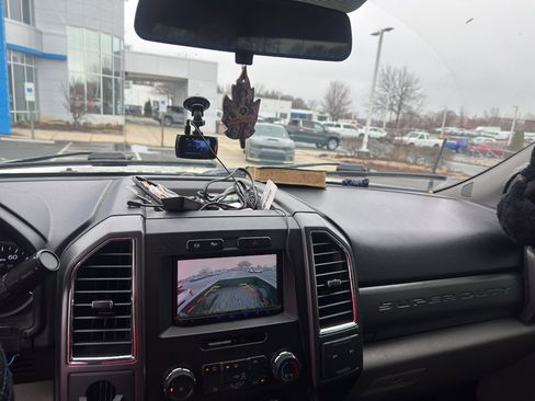 Used 2017 Ford F250 XLT image 10