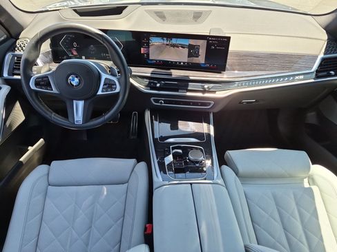 Used 2026 BMW X5 xDrive40i w/ M Sport Package AWD/4WD image 29
