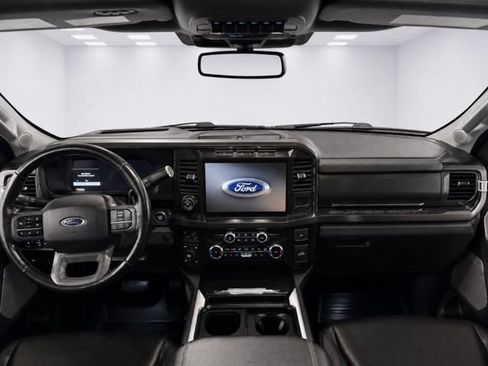 Used 2023 Ford F250 Lariat w/ Lariat Ultimate Package AWD/4WD image 26