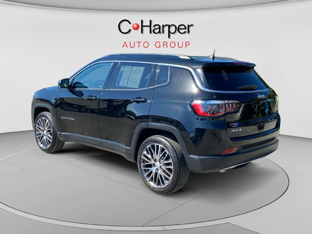 Used 2023 Jeep Compass Limited AWD/4WD image 5