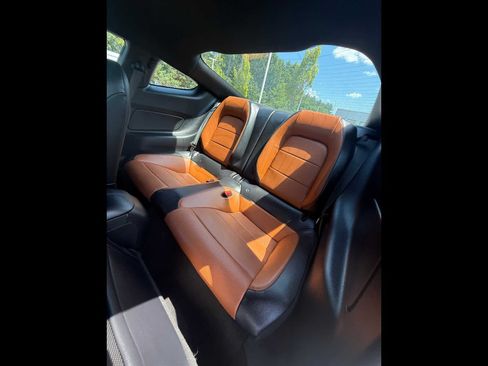 Used 2019 Ford Mustang GT Premium RWD image 11