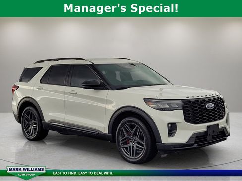 Used 2025 Ford Explorer ST AWD/4WD image 1