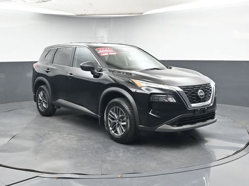 Used 2023 Nissan Rogue S image 7