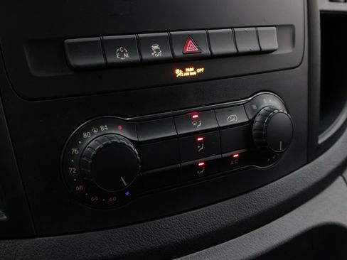 Used 2018 Mercedes-Benz Metris image 14