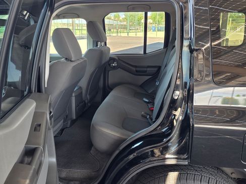 Used 2011 Nissan Xterra S RWD image 17