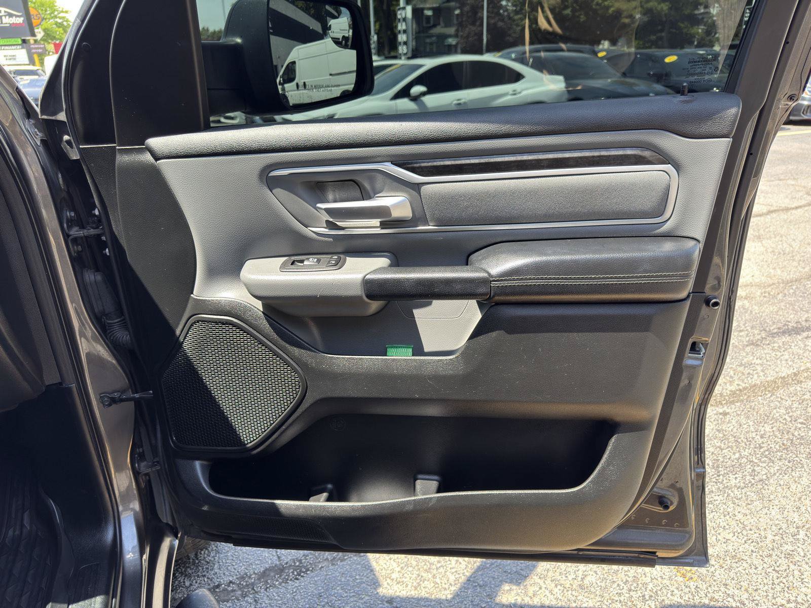 Used 2020 RAM 1500 Big Horn AWD/4WD image 35