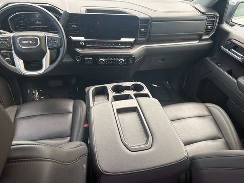 Used 2026 GMC Sierra 1500 SLT AWD/4WD image 13