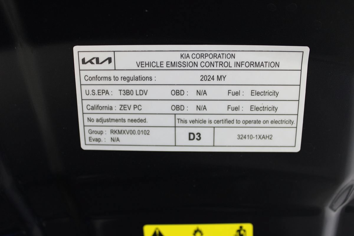 Used 2024 Kia EV6 Light RWD image 35