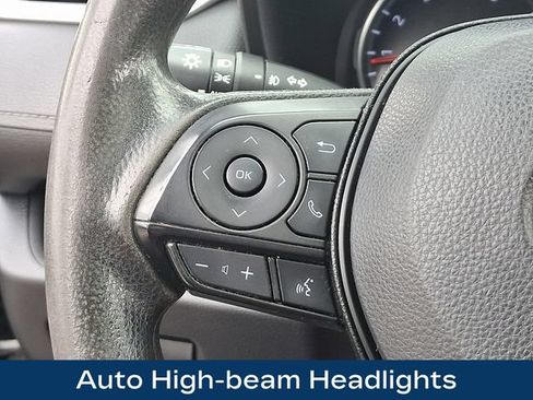 Used 2019 Toyota RAV4 XLE AWD/4WD image 7