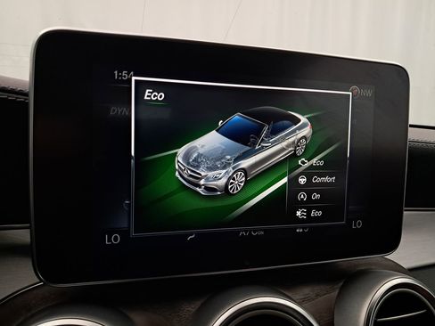 Used 2018 Mercedes-Benz C 300 4MATIC Cabriolet image 30