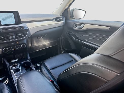 Used 2022 Ford Escape SEL FWD image 19