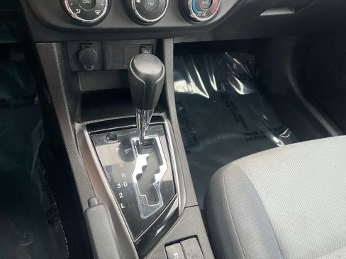 Used 2016 Toyota Corolla L FWD image 15