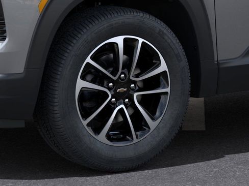 New 2025 Chevrolet TrailBlazer LT w/ Convenience Package image 9