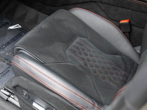 Used 2023 Lamborghini Urus Performante image 29