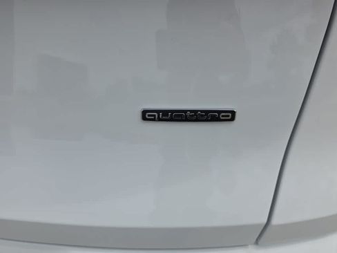 Used 2025 Audi Q5 Premium Plus AWD/4WD image 10