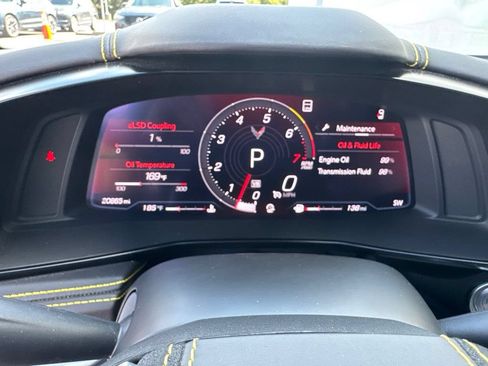 Used 2021 Chevrolet Corvette Stingray Premium Cpe w/ Z51 Performance Package RWD image 33