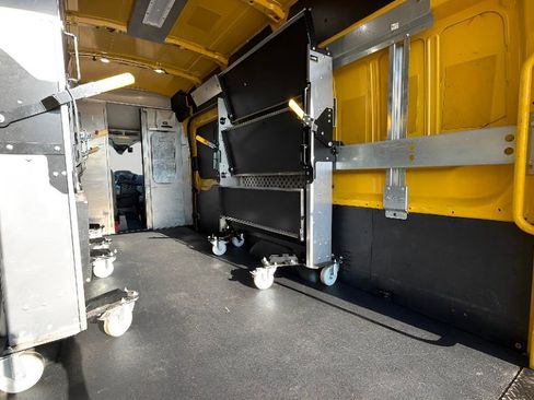 Used 2019 Ford Transit 250 148 High Roof Extended RWD image 27