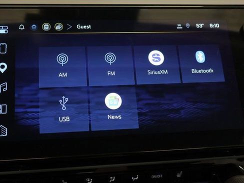New 2027 Chevrolet Bolt LT w/ Comfort Package FWD image 22