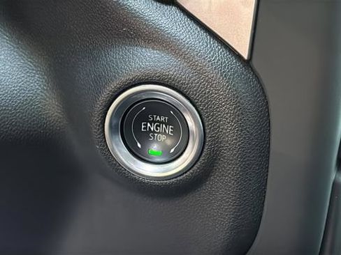 Used 2025 Chevrolet Silverado 1500 Custom RWD image 27