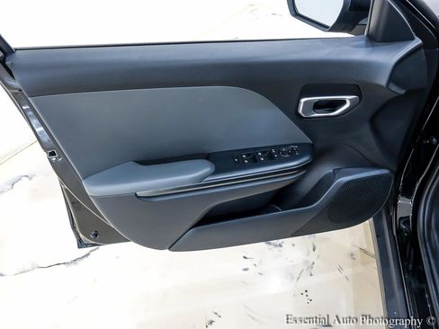 Used 2025 Kia K4 FWD image 24