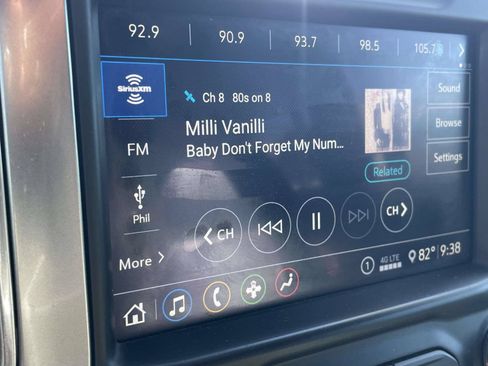 Used 2020 Chevrolet Silverado 2500 LT w/ Convenience Package AWD/4WD image 25