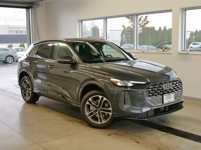 New 2025 Audi Q5 Premium Plus