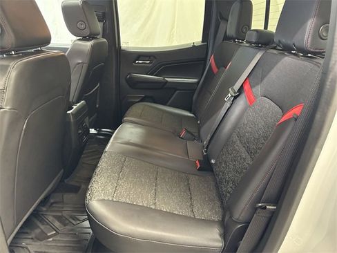 Used 2024 Chevrolet Colorado Z71 w/ Z71 Convenience Package 2 image 13