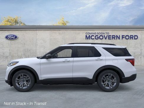 New 2026 Ford Explorer Active image 4