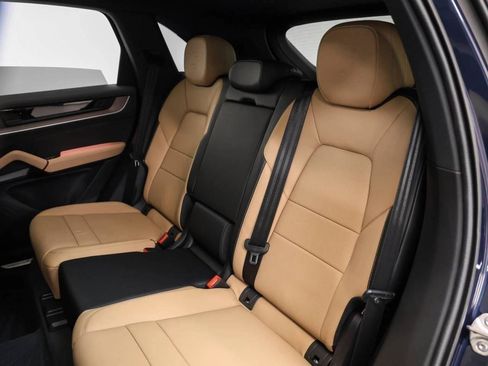 New 2025 Porsche Cayenne image 89