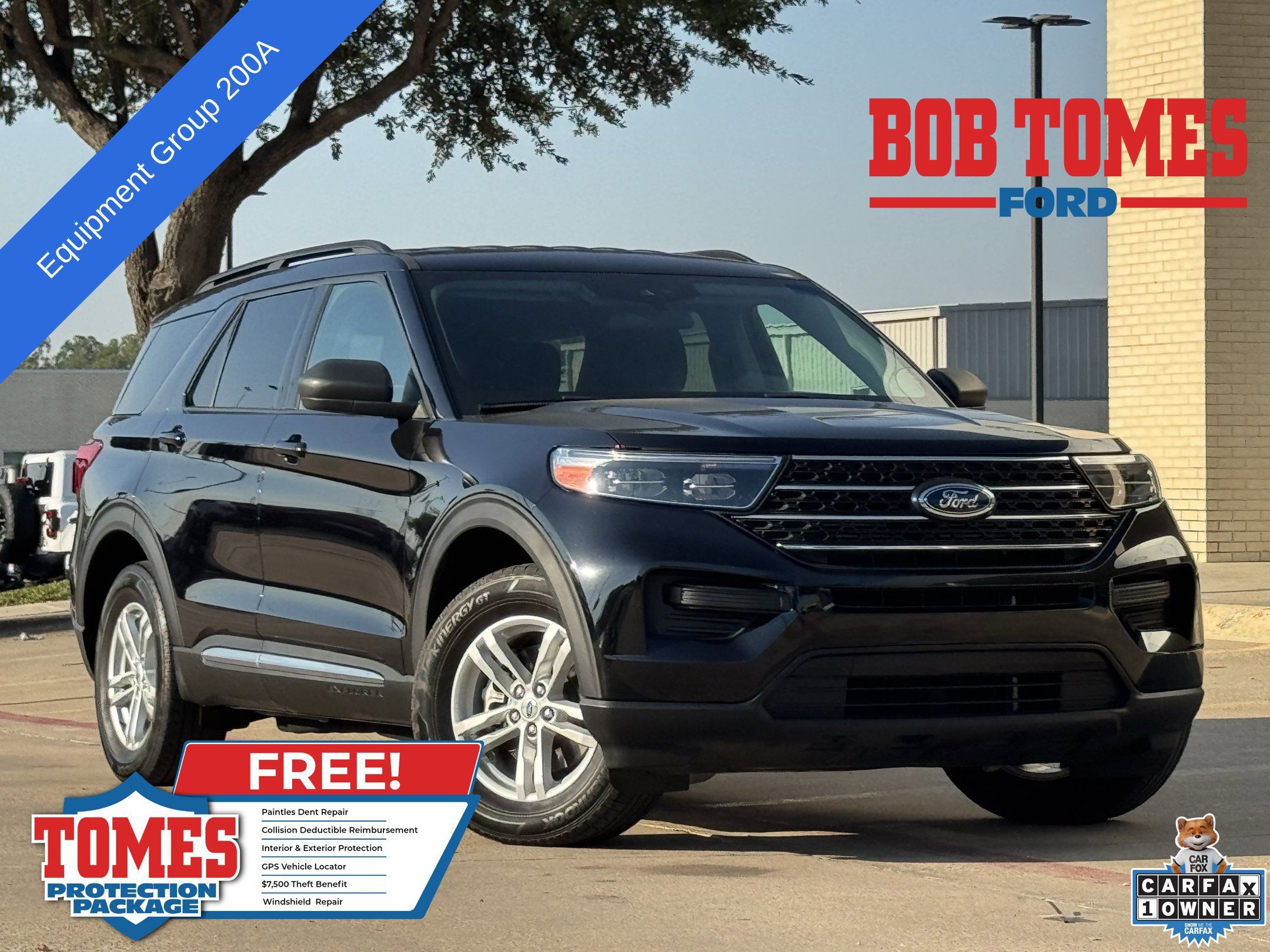 Used 2023 Ford Explorer XLT AWD/4WD image 1