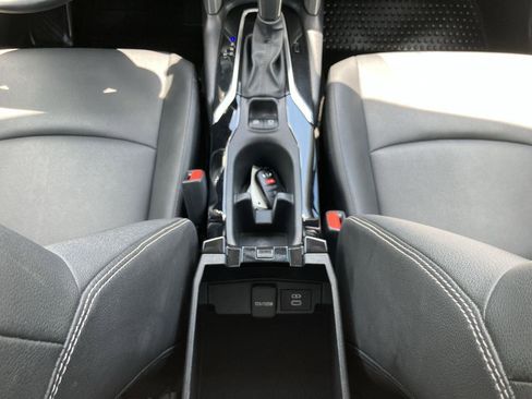 Used 2023 Toyota Corolla Cross XLE image 18